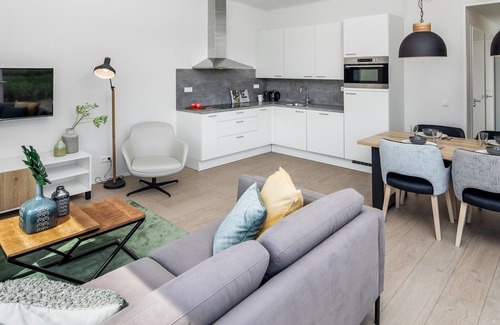 Kamperland House | Lodge in Water Village by the Waterfront