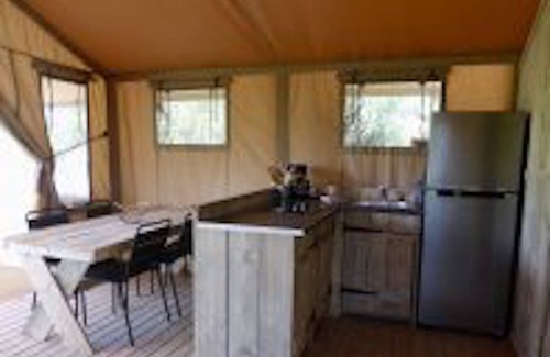 Montbrun-les-Bains Cottage | LODGE LARGE COMFORT IN THE HEART OF A DOMAIN OF 100 HECTARES - PROVENCE