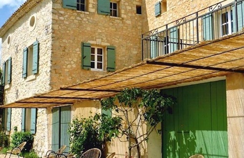 Montbrun-les-Bains Cottage | LODGE LARGE COMFORT IN THE HEART OF A DOMAIN OF 100 HECTARES - PROVENCE