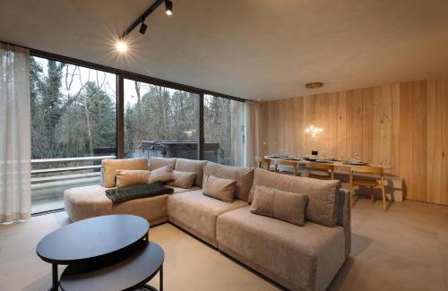 Zolder Villa | Lodge met Jacuzzi - 8 personen - Woodz Lodges