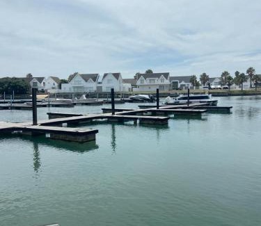 Saint Francis Bay House | Lodge on Lyme Road
