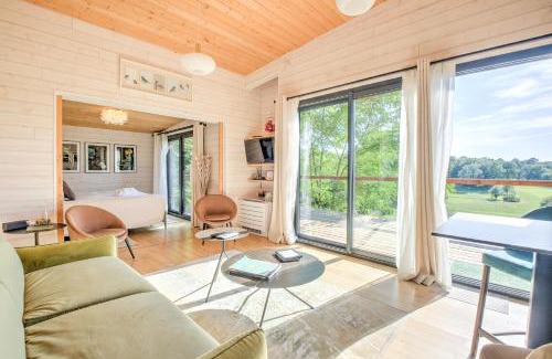 Saint-Felix-de-Reillac-et-Mortemart Bed & Breakfast | Lodge Plein voir avec Jacuzzi