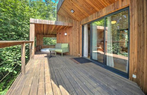Saint-Felix-de-Reillac-et-Mortemart Apartment | Lodge Secret avec Jacuzzi