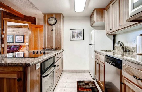 Peak 9 Condo | Lodge-Style Ski-In-Out Condo Perfect for Couples + Heated Pool & Hot Tubs