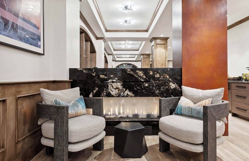 Vail Condo | Lodge Tower 293 at the base of Vail Mountain