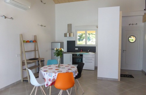 Saintes Cottage | Lodging 2 Gîte Madame CLIMATISE IN THE CALM OF THE GREAT VERSENNES