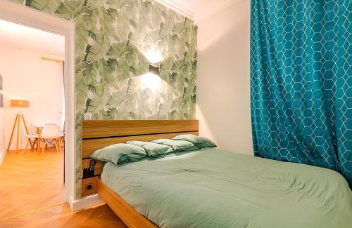 Neuilly-sur-Seine Apartment | Loft à 2 pas des Champs Elysées et de la Défense!