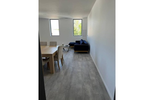 Saint-Symphorien-d'Ozon Apartment | Loft 130 m2 Sans Voisinage Avec Parking Privé