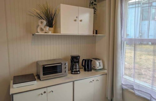 Ste Anne de Beaupre Apartment | Loft 6 | 2 Min Waterfront | BBQ & Fireplace