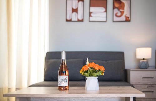 Chios Town Apartment | Loft Above the Blue