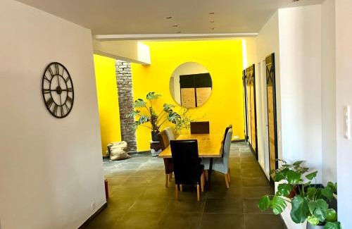 Roubaix Villa | Loft atypique 192m2, terrasse, aux portes de Lille