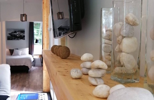 Shefford Bed & Breakfast | Loft Avec Terrasse , Pres de Bromont-déjeuner Continental Inclus