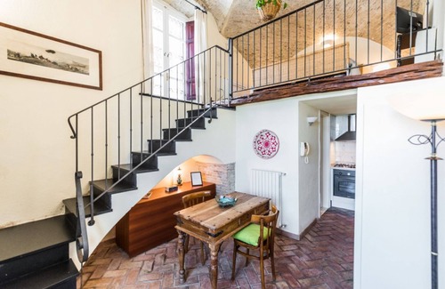 Historic Castle District House | Loft Bastione Santa Croce w WiFi - P1015