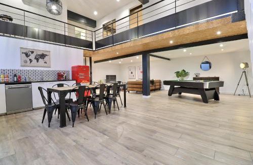 Chateauvert Apartment | Loft Billard
