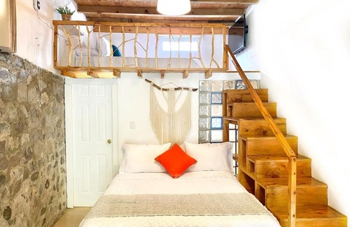 Panajachel House | Loft Boho Centro Panajachel / Parqueo / Jardín