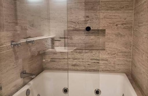 San Luis Potosi Apartment | Loft céntrico con tina de hidromasaje 1625 Venustiano Carranza