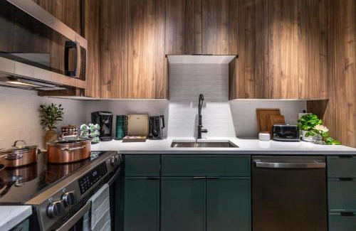 Somerville Apartment | Loft Condo Free Parking,MIT,Harvard,TD Garden