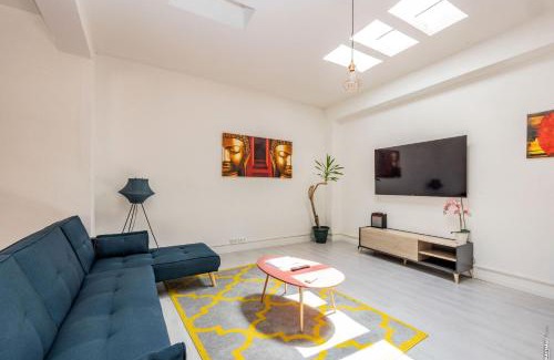 Graulhet Apartment | LOFT COSY - HYPERCENTRE - SAUNA - 200m2 - WIFI