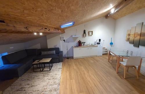 Revel Apartment | LOFT DU GET