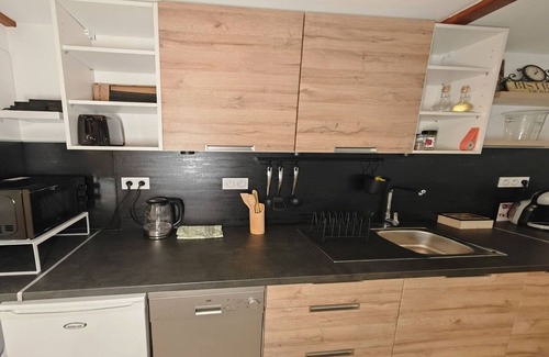 Le Pre-Saint-Gervais Apartment | Loft Duplex à 2 min de Paris-parking Privé Gratuit