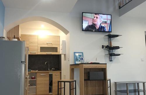 Saint-Quentin Apartment | Loft entier, calme, fibre et wifi