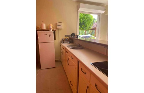 Le Lamentin Condo | Loft ideally located 2 minutes from the Galleria