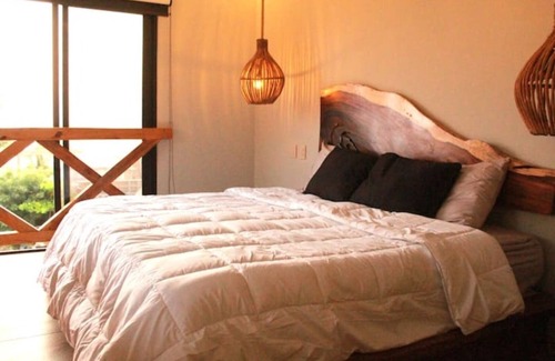 Brisas de Zicatela House | Loft in Playa Zicatela / HippieChic Suites
