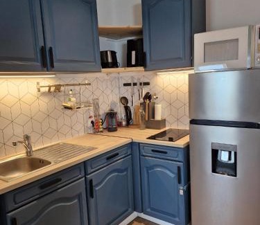 Nogent-le-Rotrou Apartment | Loft Moderne et Rénové - Idéal Pros & Familles - 1 à 4 pers - Wifi - 5 min de la Gare