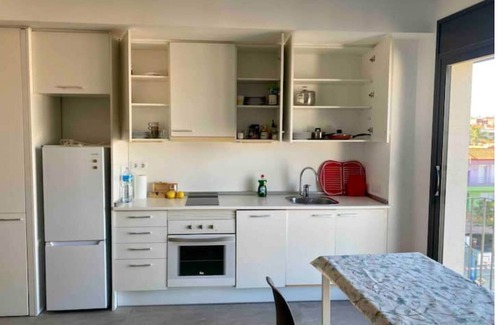 Terrassa Apartment | Loft Moderno en Terrassa, Ideal Parejas. Wifi. PK
