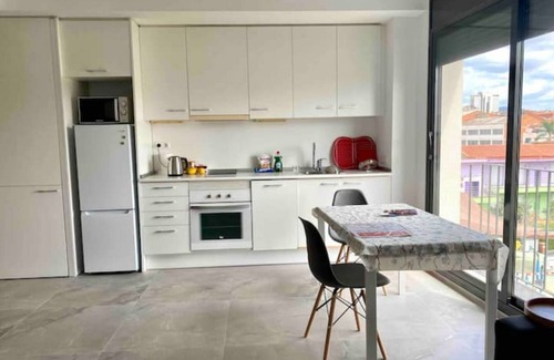 Terrassa Apartment | Loft Moderno en Terrassa, Ideal Parejas. Wifi. PK