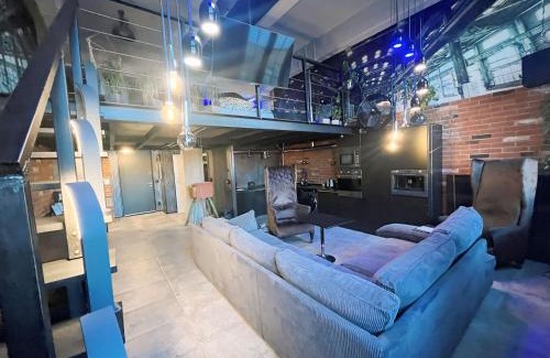 Zyrardow Apartment | Loft Przędzalnia