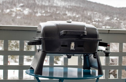 Stoneham Apartment | Loft Ski-in/Ski-out Stoneham resort
