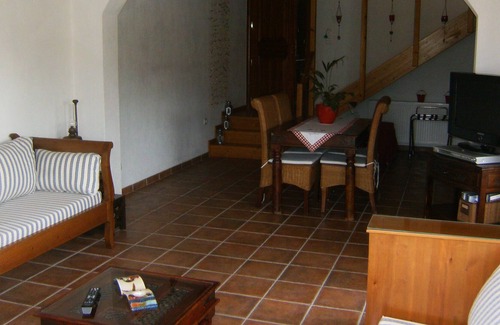 Skiathos Apartment | Loft Suite in Skiathos Town