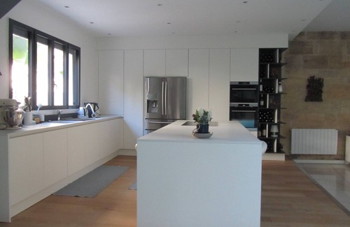 Chartrons House | Loft with garden and indoor pool Bordeaux center