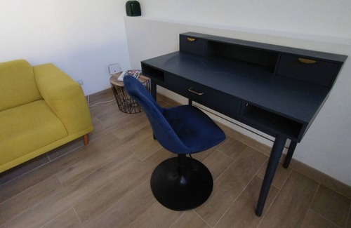 Croix-d'Argent Bed & Breakfast | Loft with garden in town