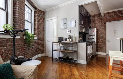 Central Park South Apartment | Loft with Private Kitchen by Times Square