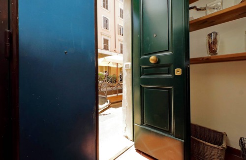 Celio Apartment | LOFT WITH SECRET GARDEN AT THE COLISEUM