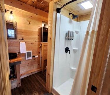 Scio House | Lofted Cabin Wonderful for Outdoor Adventures in Ohio
