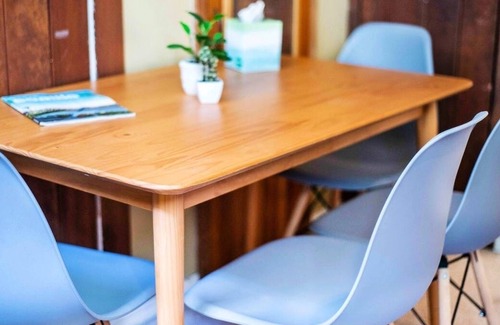 Queen Anne Apartment | Loftium | Charming Queen Anne Suite in Unbeatable Location!