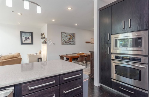 Brian Head Apartment | Lofts 2-A-Stunning Condo Right Across From Ski Resort