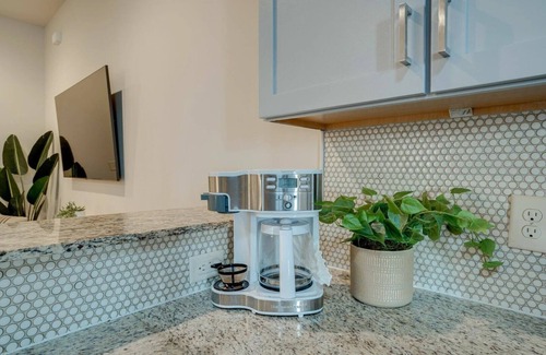 Midtown House | Lofts At 30th - Modernity on West End - 2 Units