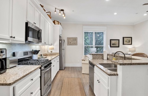 Fairhope Condo | Lofts On Bancroft Suite B4, Luxury Condo Downtown.