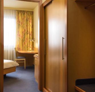 Gerlingen Hotel | LOFTSTYLE Hotel Gerlingen, Sure Hotel Collection by Best Western