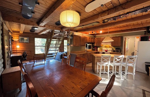 Girdwood Cabin | Log cabin in Girdwood