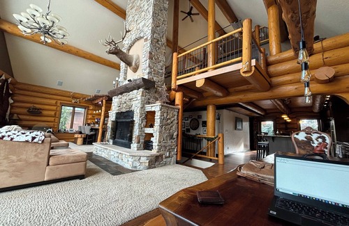 North Bend Cabin | Log Cabin Living In Snoqualmie Pass