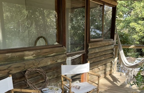 Somers House | Log cabin on hill in Somers