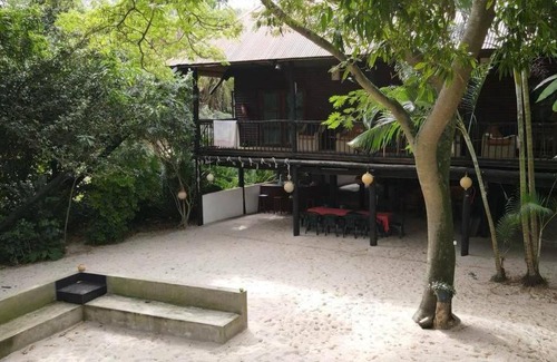 Praia do Bilene House | Log Cabin On And Overlooking a 9km Lagoon