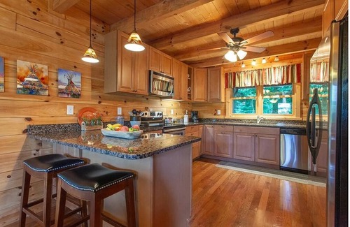 Robbinsville Cabin | Log cabin, spectacular view, private trail. Home base for your WNC adventures.