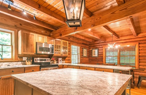Gatlinburg - Pigeon Forge Cabin | Log cabin w/forest views, hot tub, firepit + free attraction tickets