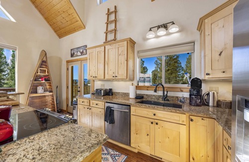 Angel Fire House | Log Cabin with Hot tub, Wood burning stove, Views, Private, Wrap-Around Decks